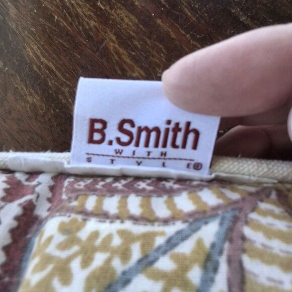 B Smith Embroidered Floral Leaves Throw Pillow Zipper Red Green Feather Filled - Picture 5 of 5